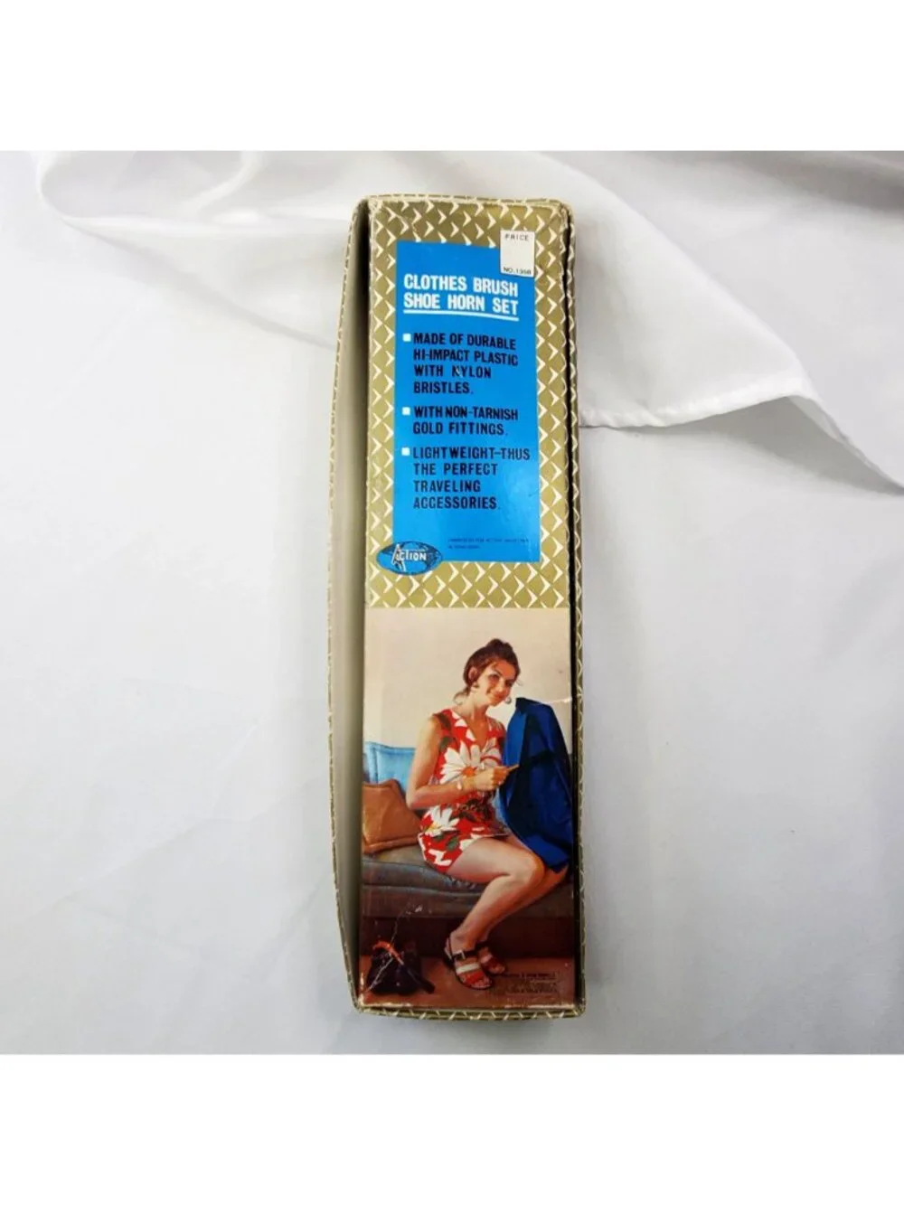 VTG Action Industries Clothes Brush & Shoe Horn Set Horse Head Handle Design